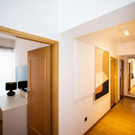 Klaudia With Pool Villa *