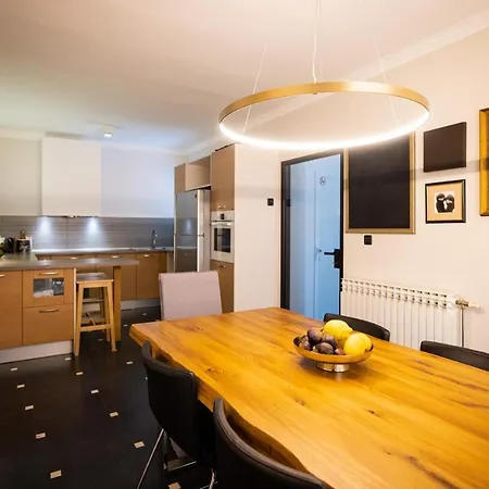 Villa Klaudia With Pool Zadar