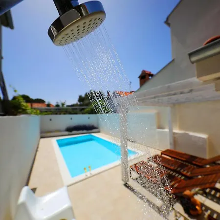 Villa Klaudia With Pool