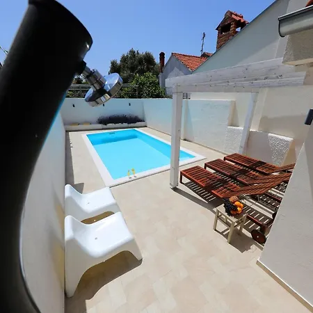 Villa Klaudia With Pool