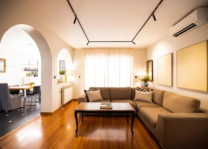 וילה Klaudia With Pool