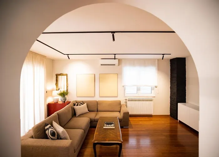 Klaudia With Pool וילה *